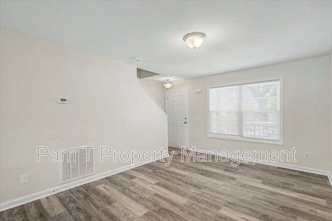 Building Photo - 1312 Dieter St