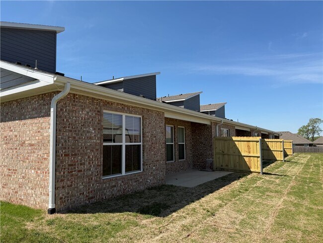 Building Photo - 1036 Seaborn Wy