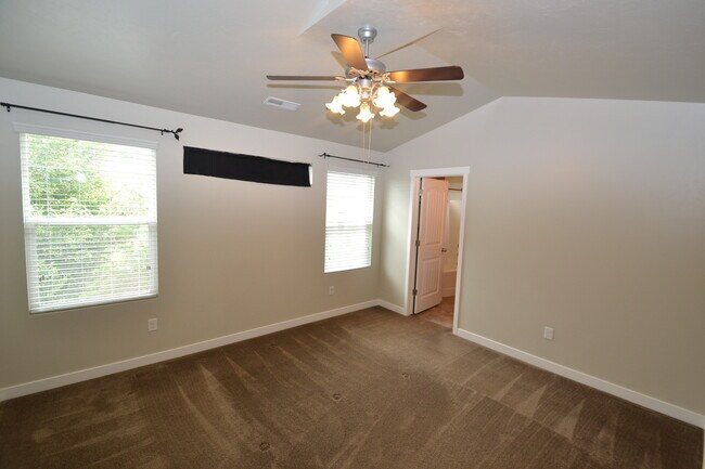 Building Photo - Beautiful 3 Bed/2.5 Bath in Draper!!!