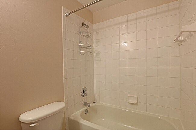 Building Photo - Cypress Landing 8291
