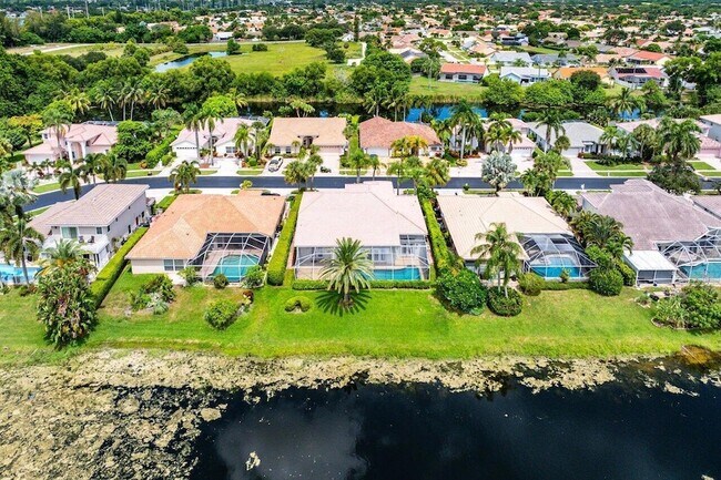 Building Photo - 9359 Aqua Vista Blvd