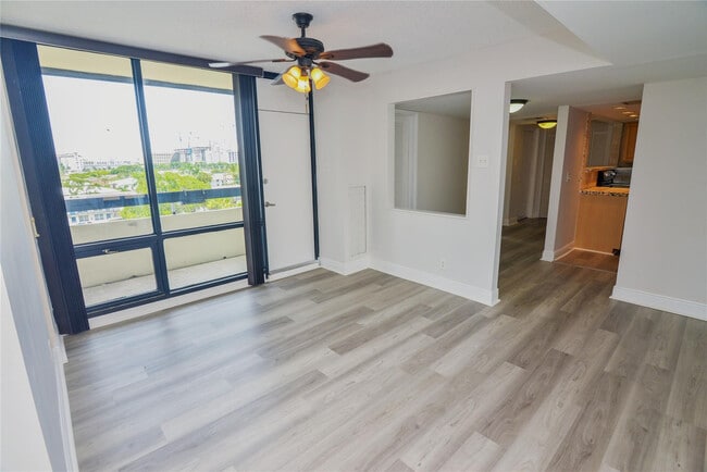 Building Photo - 1401 S Federal Hwy