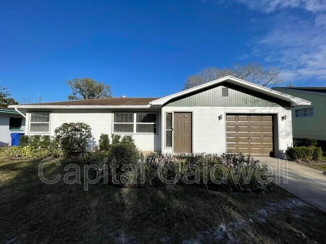 Building Photo - 1609 San Mateo Dr