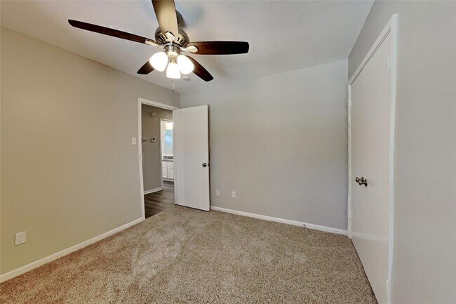 Building Photo - 14506 Cypress Green Dr