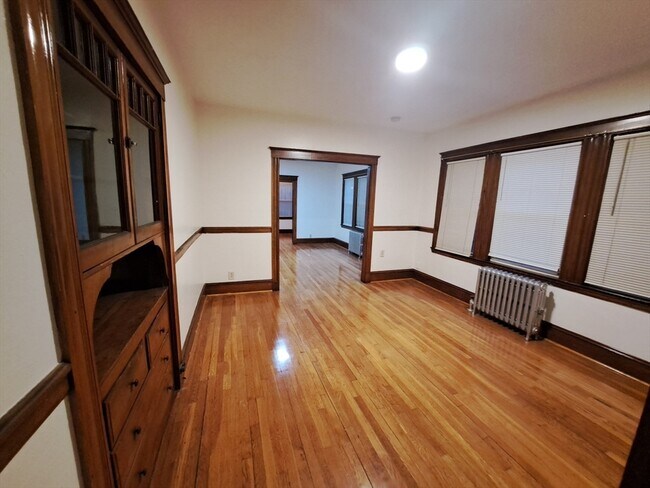 Building Photo - 452 Ashmont St