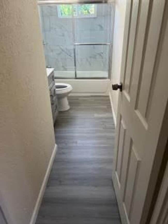 Building Photo - Excellent 3 bed 2 Bath Home