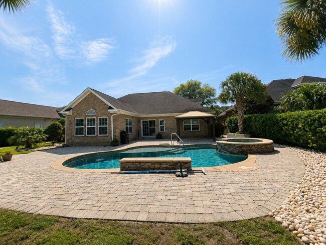 Building Photo - 9181 Abingdon Dr