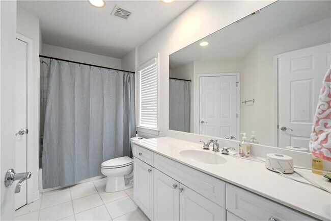 Building Photo - 50 Biscayne Dr NW