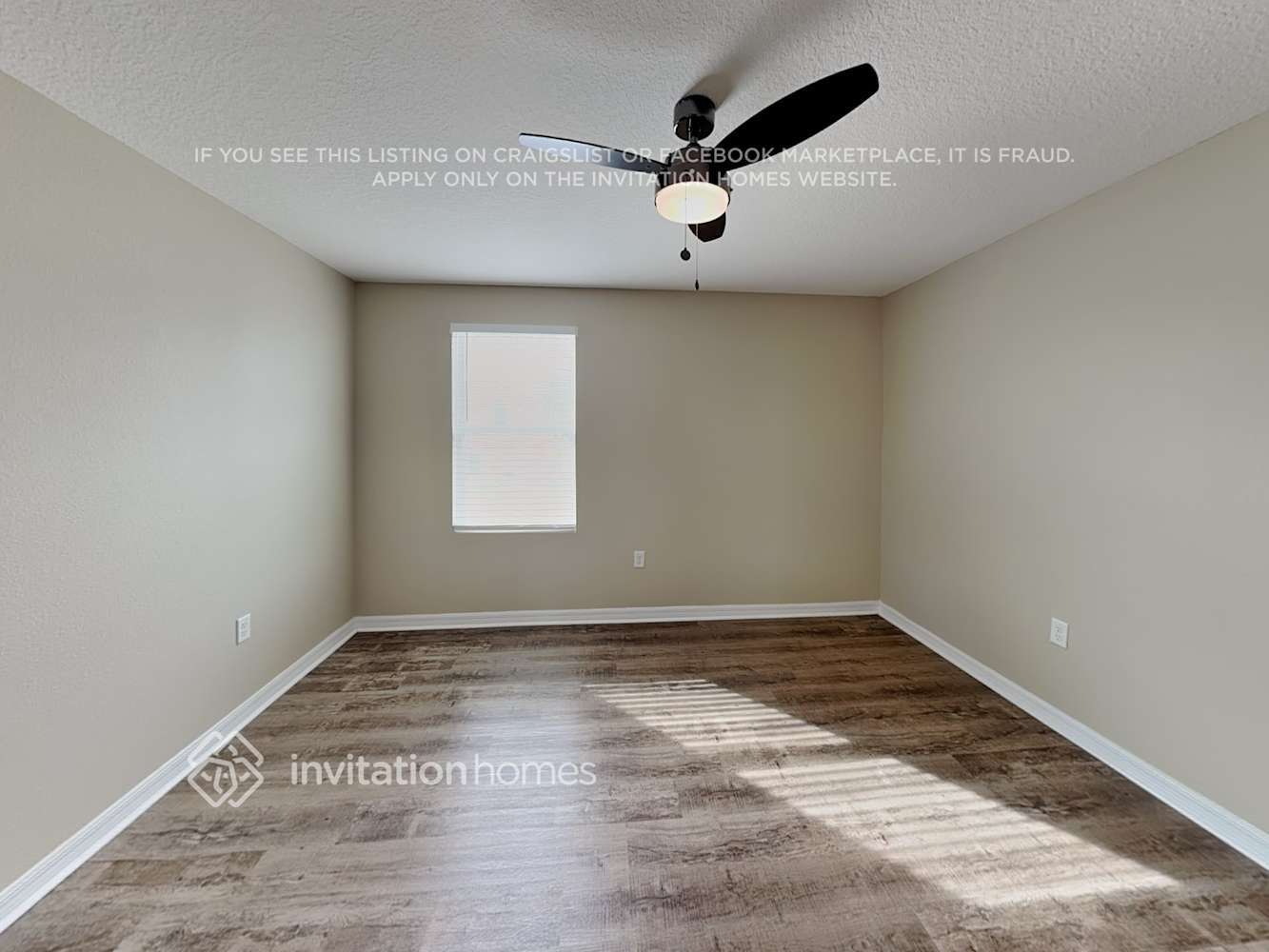 Building Photo - 10527 Whispering Hammock Dr