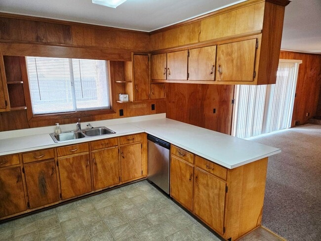 Building Photo - 3261 Alamance Rd