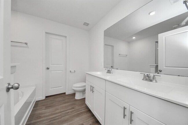 Building Photo - 23415 Pagoda Oak Dr