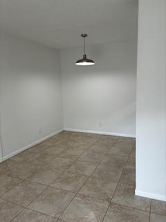 Building Photo - 1846 Abbey Rd