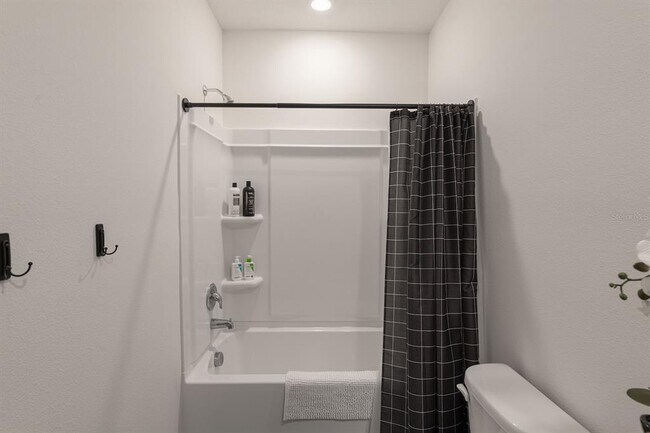 Building Photo - 1456 Isleta Lp