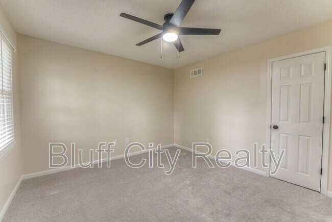 Building Photo - 7238 McVay Rd