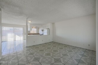 Building Photo - 3020 N 87th Ave