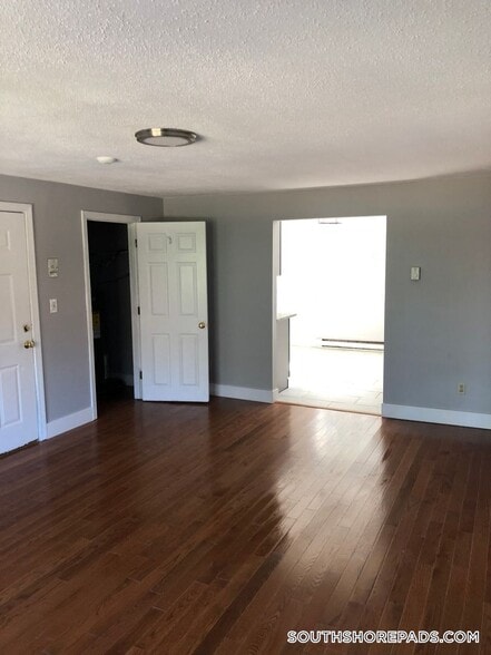 Building Photo - 217 Beaver Dam Rd