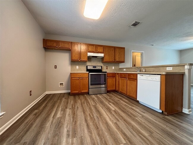 Building Photo - 8816 E Buffalo Cir