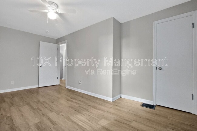Building Photo - 350 S Chase Ave
