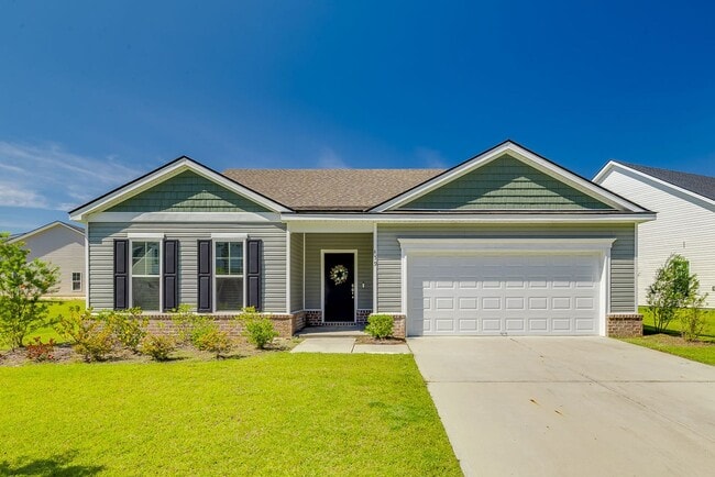 Primary Photo - Luxury Meets Simplicity in This One-Story ...