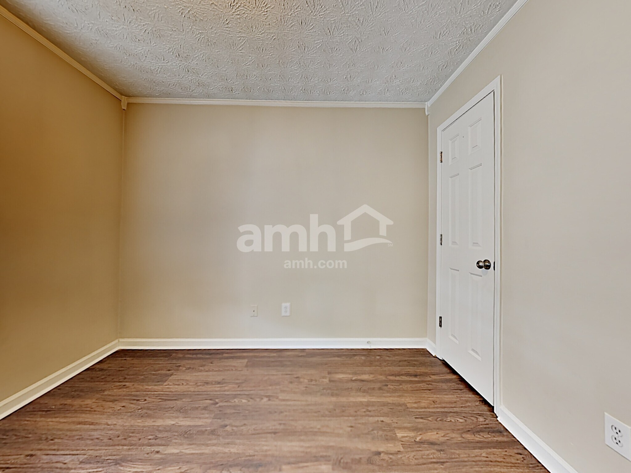 Building Photo - 201 Toulouse St