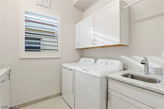 Building Photo - 13435 Silktail Dr