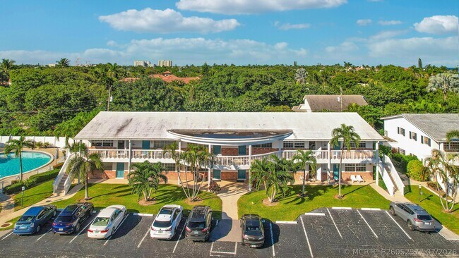 Building Photo - 5505 N Ocean Blvd