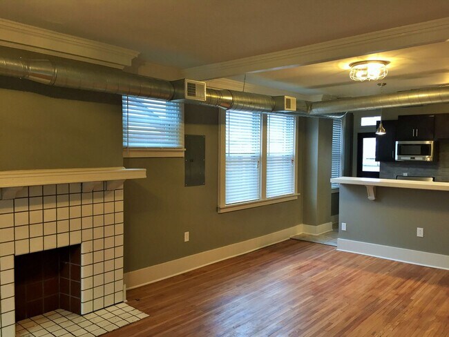 Building Photo - 6333-6335-6335 Bartlett St