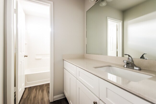 Building Photo - 12310 Maura Lane