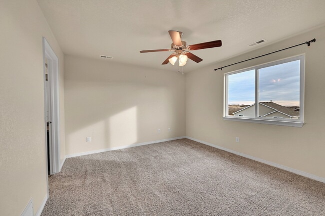 Building Photo - $2,100 - 4 Bed, 3.5 bath Home in Fountain with Central AC and Fenced in Yard!