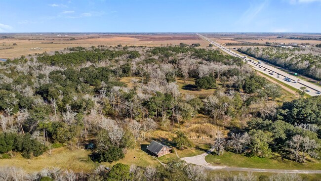 Building Photo - 33349 I-10