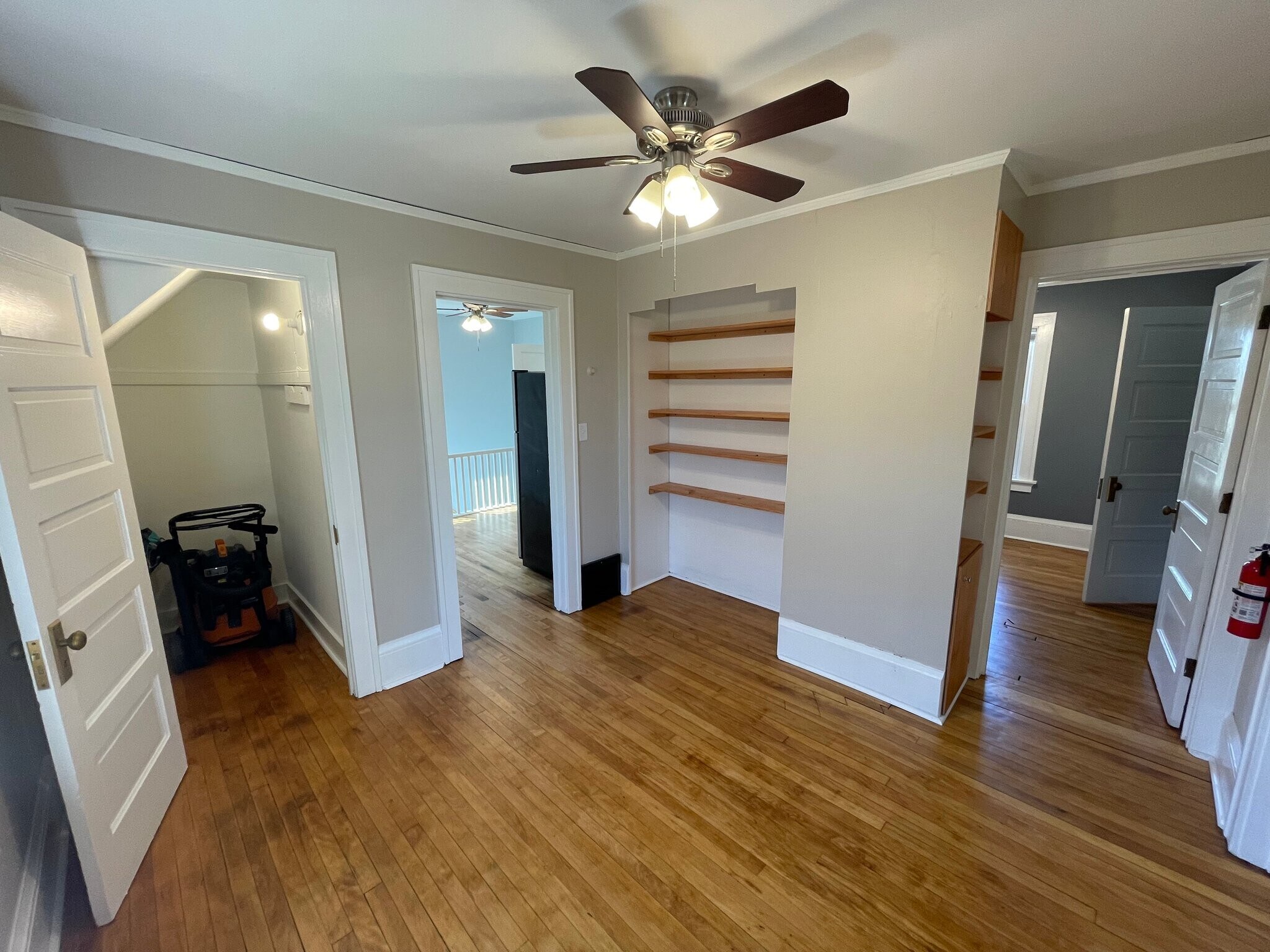 Building Photo - 1109 S 64th St