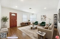 Building Photo - 2050 Walgrove Ave