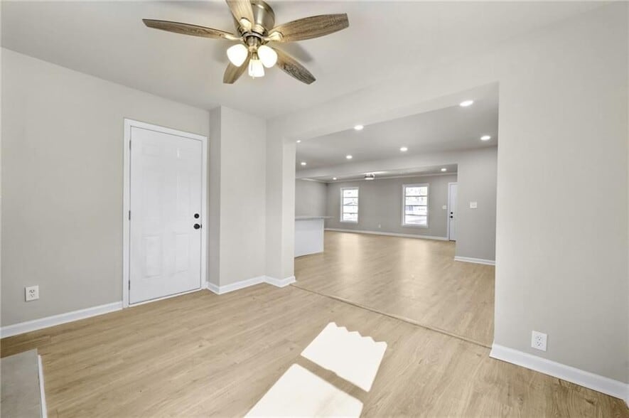 Building Photo - 1963 Shepherd Cir SW