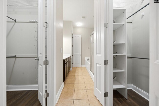 Building Photo - 202 Waterstone Dr
