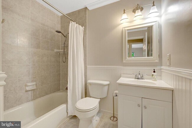 Building Photo - 12607 Glenbrooke Woods Dr