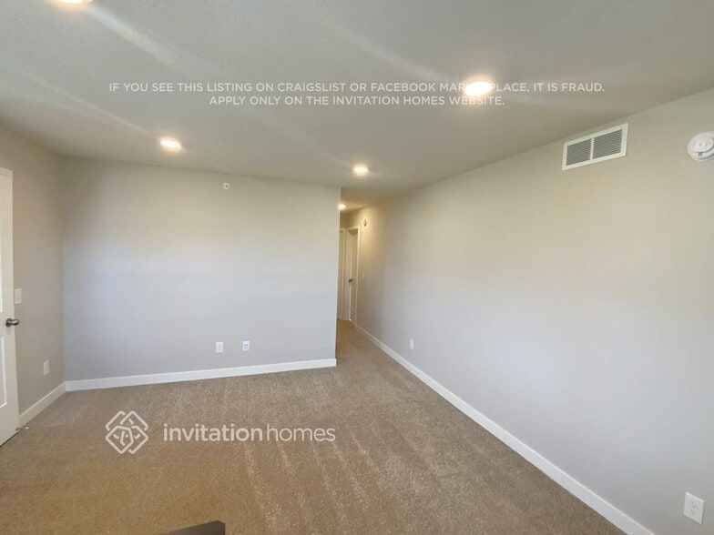 Building Photo - 1286 Upper 143rd Ct E