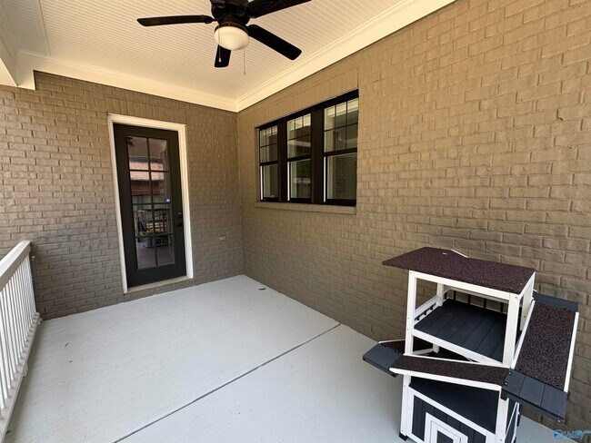 Building Photo - 133 Bienville St