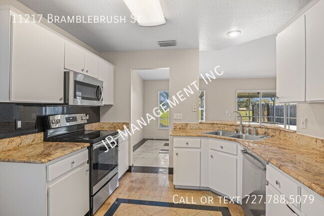 Building Photo - 11217 Bramblebrush St