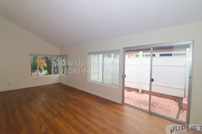 Building Photo - 4 Bed 3 Bath House in Spring Valley w/ Washer + Dryer and 2-Car Garage