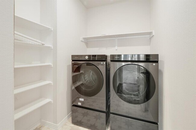 Building Photo - 1228 Calendula Trl