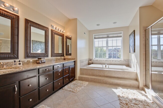 Building Photo - 2580 Bayswater Cir