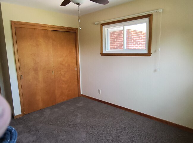 Great closet space in second bedroom. - 2112 Hoeschler Dr