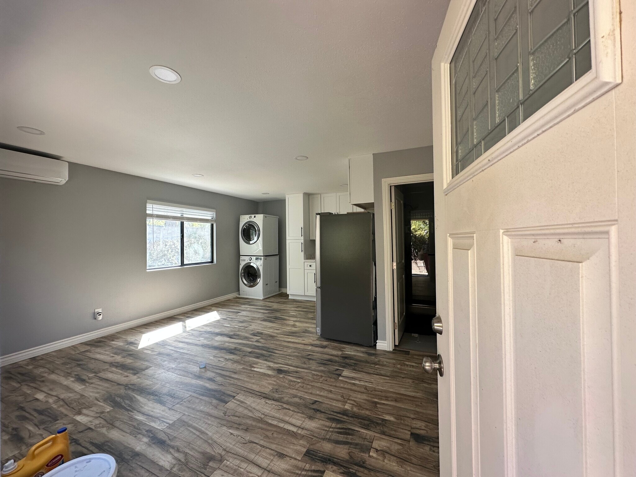 Building Photo - 620 Wilshire Pl