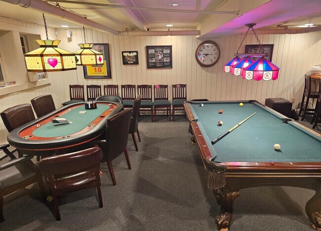 Building Photo - 15 Lake Ave