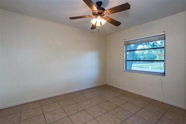 Building Photo - 504 Vannell St