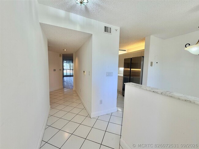 Building Photo - 9587 Weldon Cir