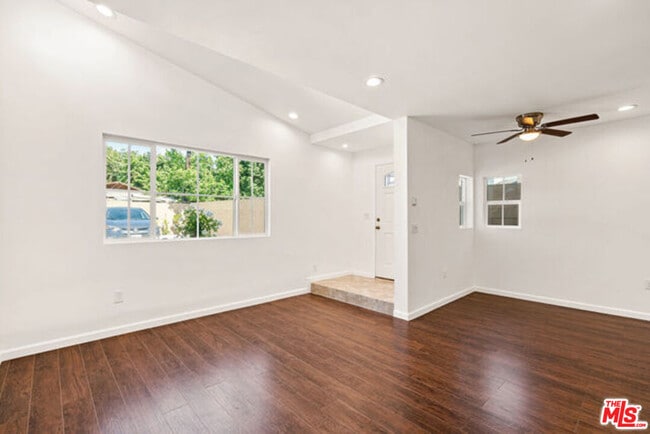 Building Photo - 2746 Santa Anita Ave