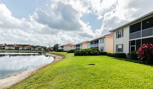 Building Photo - Spacious Lakeview Home in Resort-Style Com...