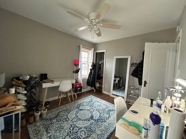 Building Photo - 3 Bed, 1 Bath House Close to Purdue, Mackey/Ross-Ade