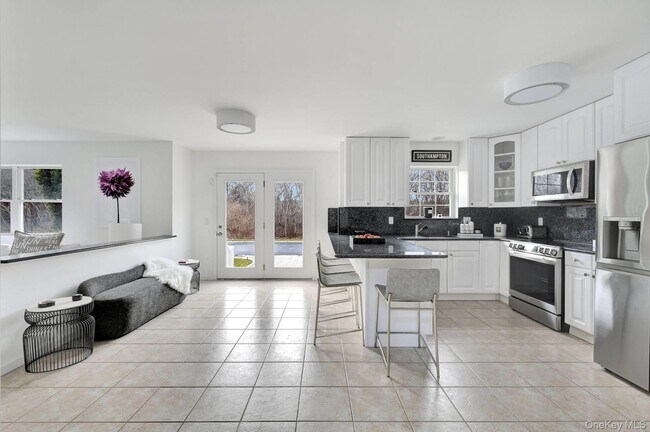 Building Photo - 167 Tuckahoe Ln